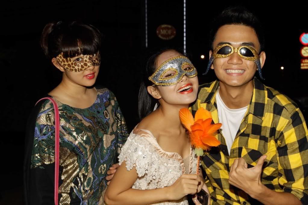 Top_8_tham_du_dem_hoi_Halloween___Bao_Tram___Hoang_Quyen_va_Thanh_Tung.jpg