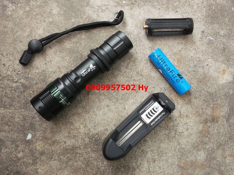 Đèn pin siêu sáng ultra fire, police đầy đủ phụ kiện - 6