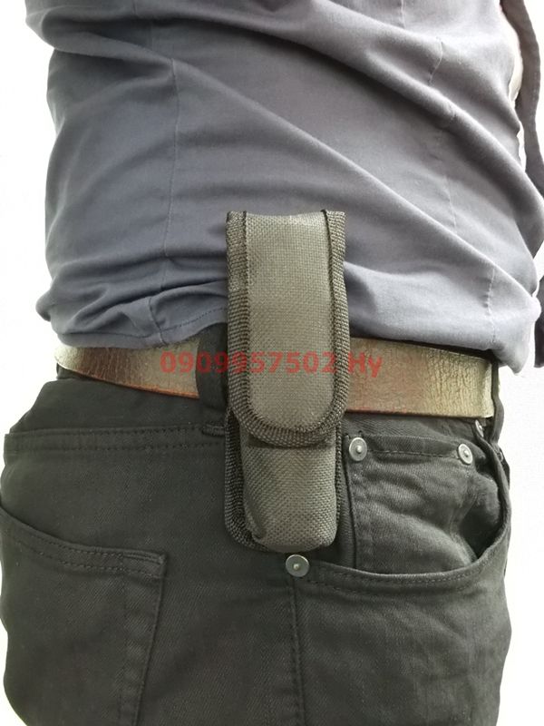 Đèn pin siêu sáng ultra fire, police đầy đủ phụ kiện - 2