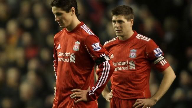 572145-steven-gerrard-fernando-torres-liverpool_jpgdejected.jpg