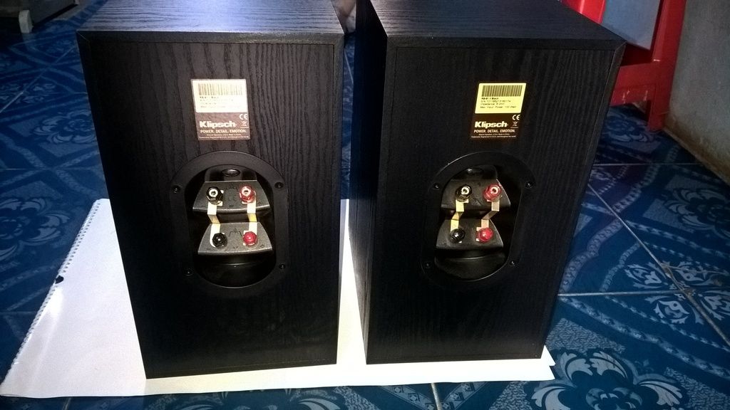 Cần bán Loa Klipsch RB61II và cặp chân loa sắt - 2