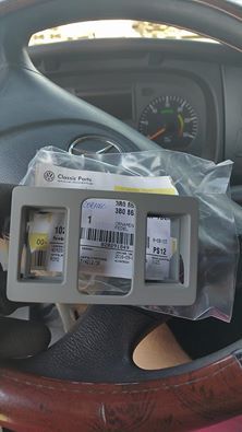 14344738_968373683292151_103093042921821