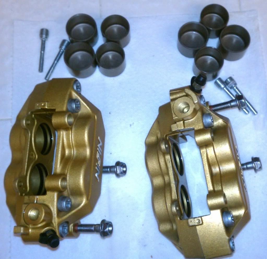 Front brake upgrade 4pot caliper rebuild + swap using SVRP adapter brackets Suzuki SV650