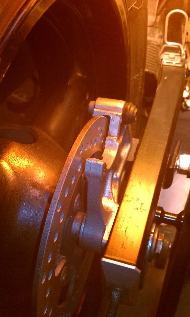 Front brake upgrade 4pot caliper rebuild + swap using SVRP adapter brackets Suzuki SV650